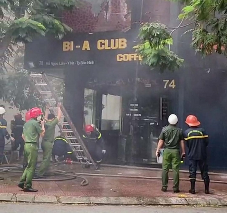 LIÊN TIẾP CÁC VỤ CHÁY QUÁN BAR, KARAOKE