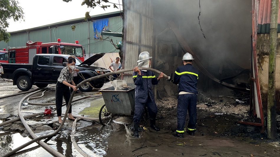 CẢNH BÁO VỀ CÔNG TÁC PCCC ĐỐI VỚI CÁC KHO CHỨA LƯƠNG THỰC, THỰC PHẨM TRONG MÙA NẮNG NÓNG