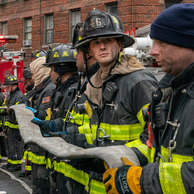 CHÁY LỚN NHẤT LỊCH SỬ NEW YORK, 19 NGƯỜI THIỆT MẠNG, 60 NGƯỜI BỊ THƯƠNG